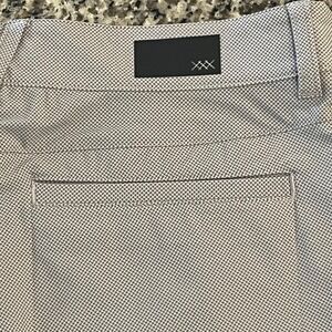 NWT Rhone Momentum Performance Golf Shorts Mens 30 Sleet Gray Geometric